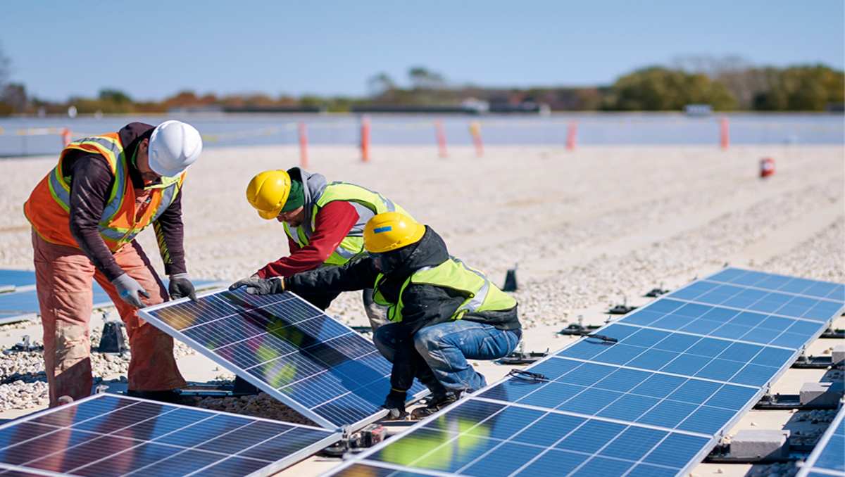 Solar Panel Maintenance